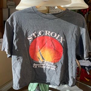 BRANDY MELVILLE CROP TOP